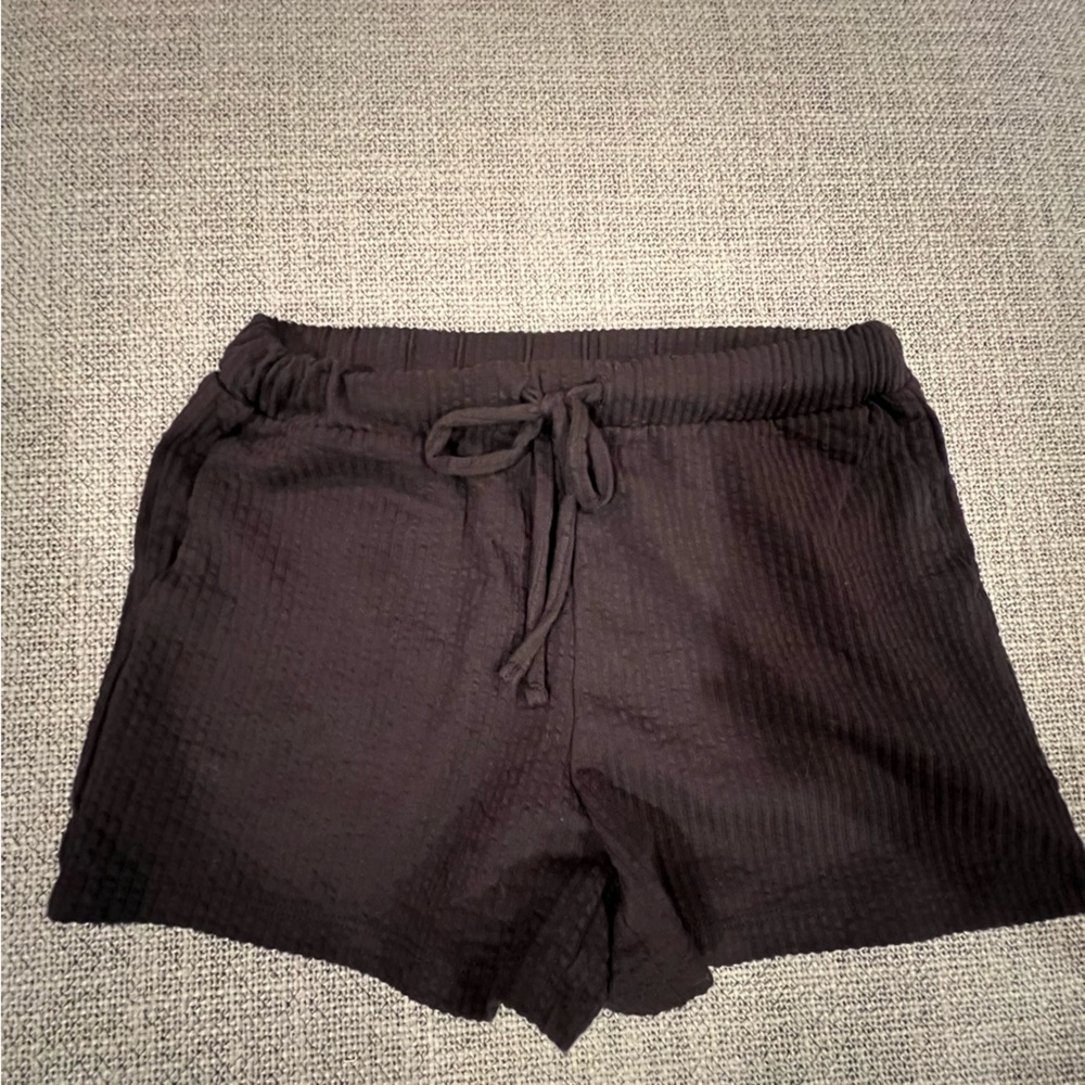 Madewell black shorts